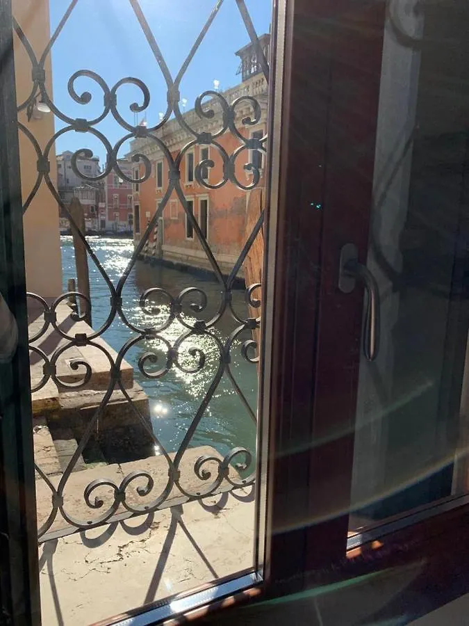 Venice Canal View @Ca Di Paoletta Apartment