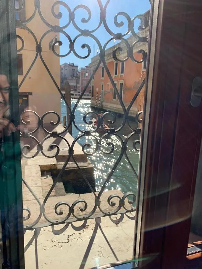 Venice Canal View @Ca Di Paoletta Apartment